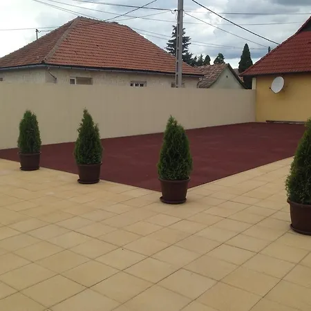 Aranyhars Apartman Διαμέρισμα *