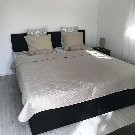 Διαμέρισμα Aranyhars Apartman